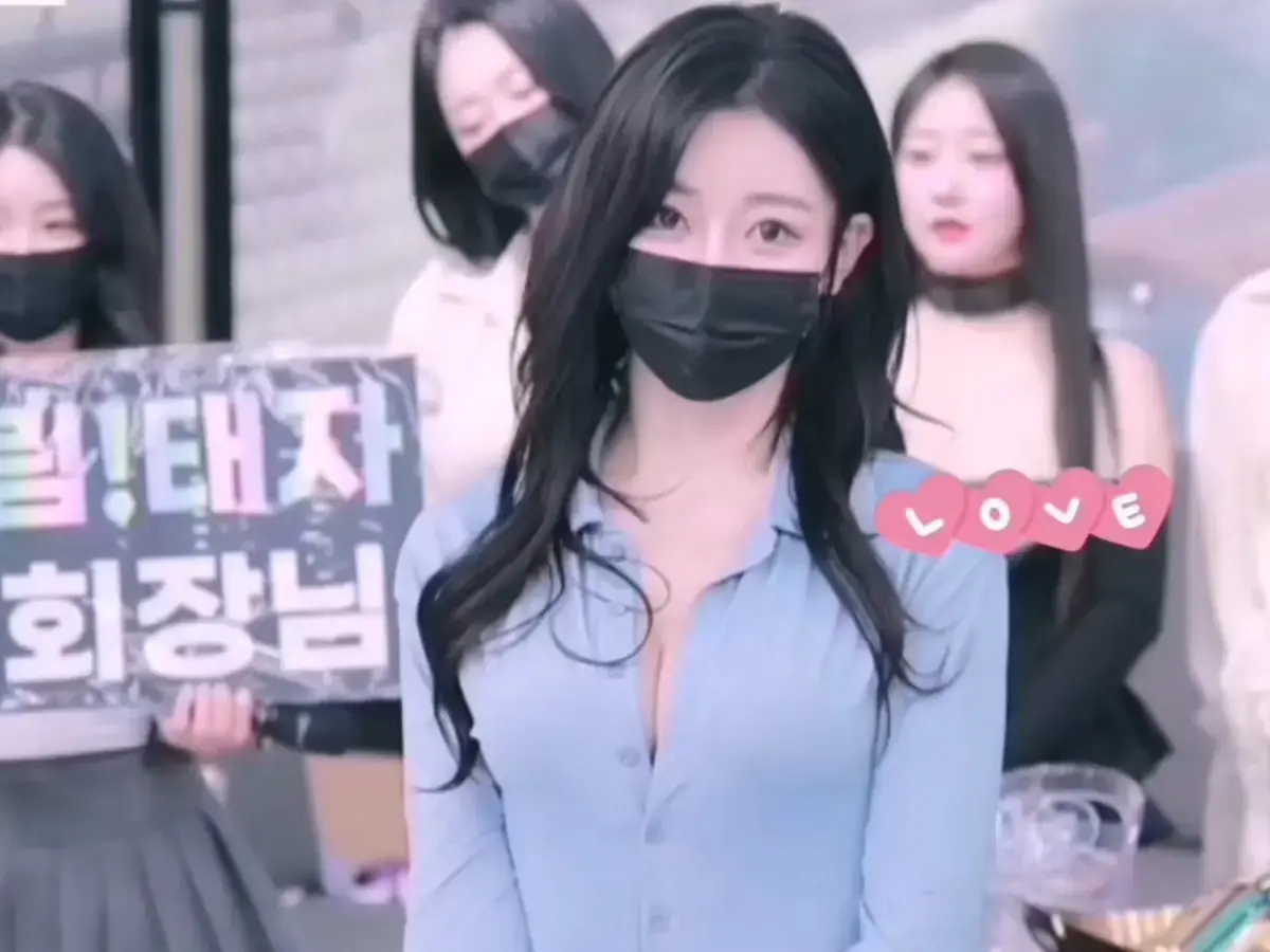 《BJ女团全员卸甲小黑屋》1080P无删减版在线观看 - BJ全员卸甲小黑屋高清完整版 - 熊猫班热舞劲爆无广告免费播放