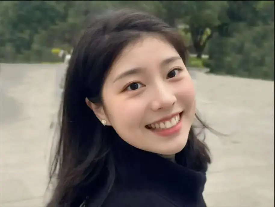 秦嘉妮无删减高清在线观看