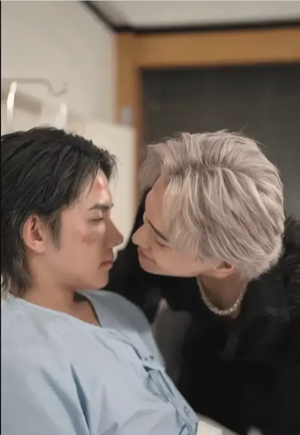 《老鼠爱上猫》泰剧全集高清在线观看-1080P无删减双男主剧-全53集泰语中字完整版-腹黑猫鼠CP禁忌之恋免费流畅播放