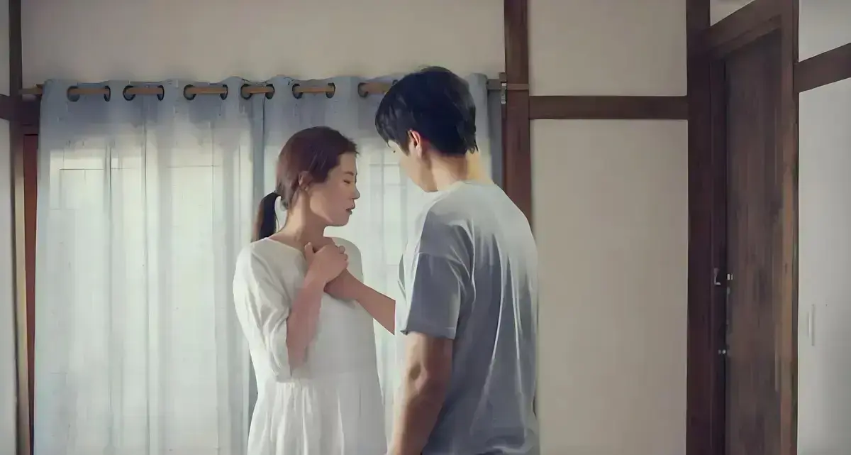 《出轨》韩国高分剧情片HD高清未删减版 - 无广告免费在线观看《出轨》全集 - 网盘下载1080P完整版资源同步更新
