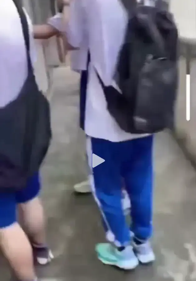 《大昌市第七中学鬼敲门》全季未删减资源-大昌市第七中学鬼敲门1080P高清画质免费看-在线观看无广告-夸克网盘免费下载