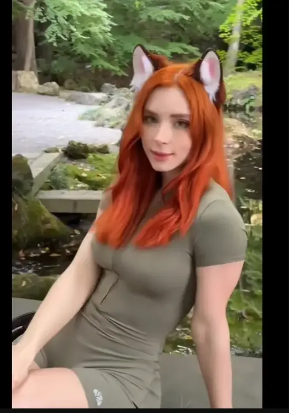 甜狐SweetieFox 1080P蓝光画质全系列在线观看 无广告Cosplay罗宾男友视角 《甜狐》资源完整收录